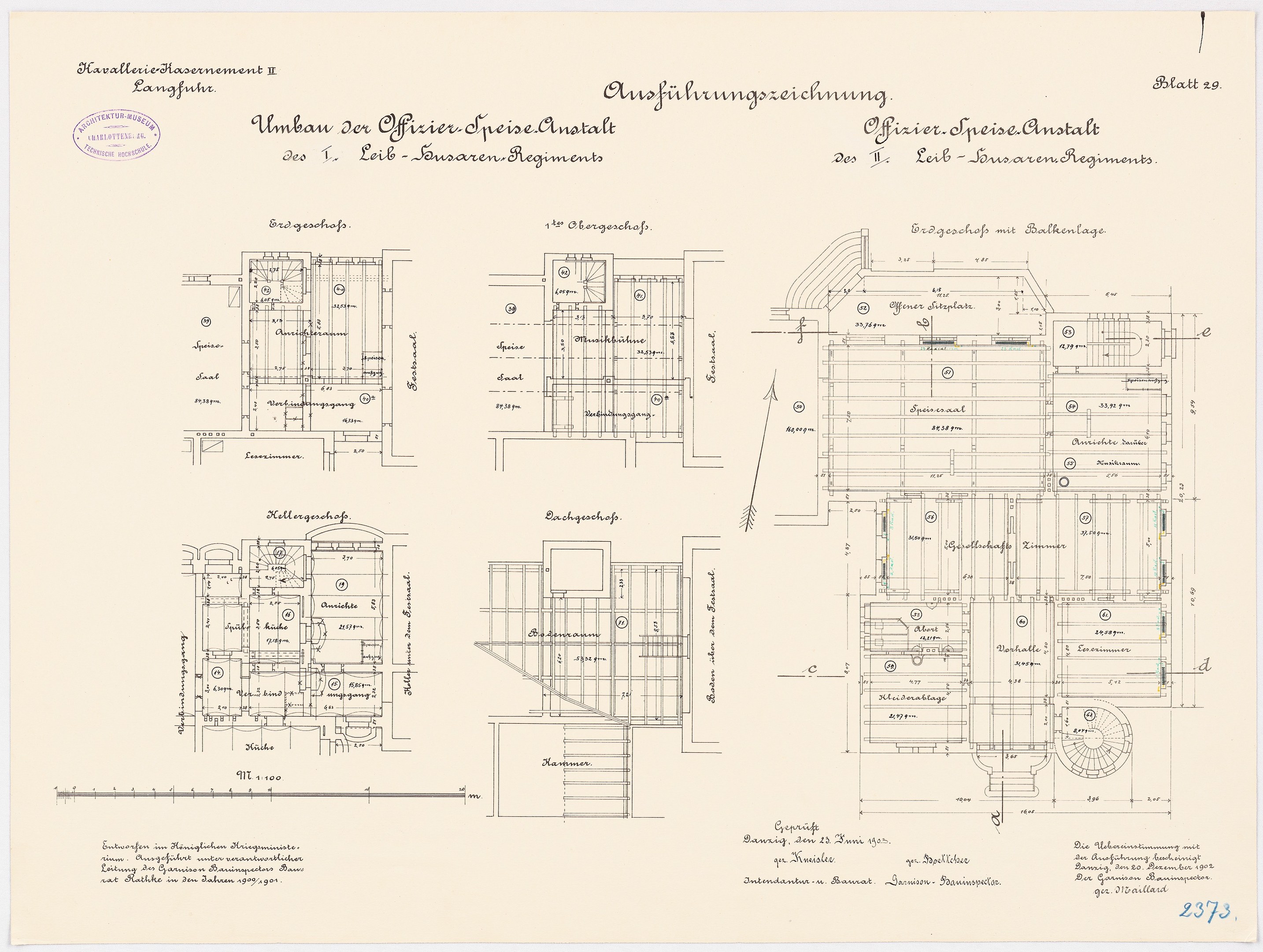 Ein detaillierter architektonischer Grundriss des ehemaligen Bundeskanzleramts in der Bundesrepublik Deutschland, der komplexe Layouts und Anmerkungen zeigt.